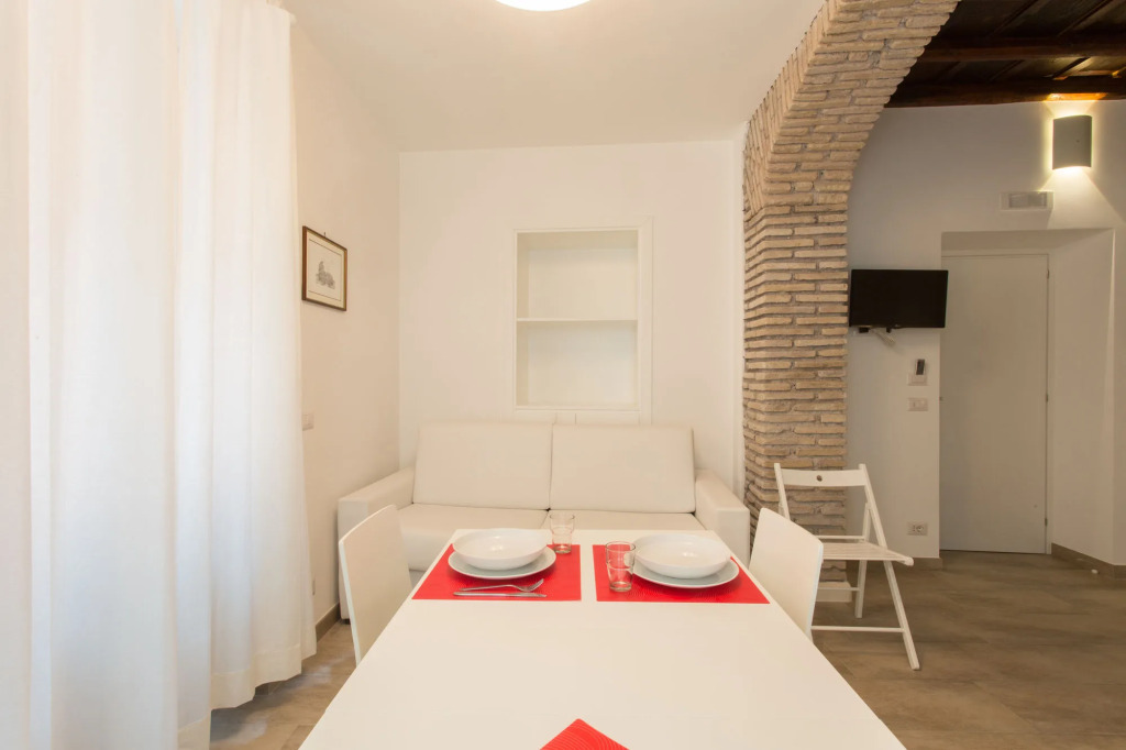 Domenichino Luxury Home