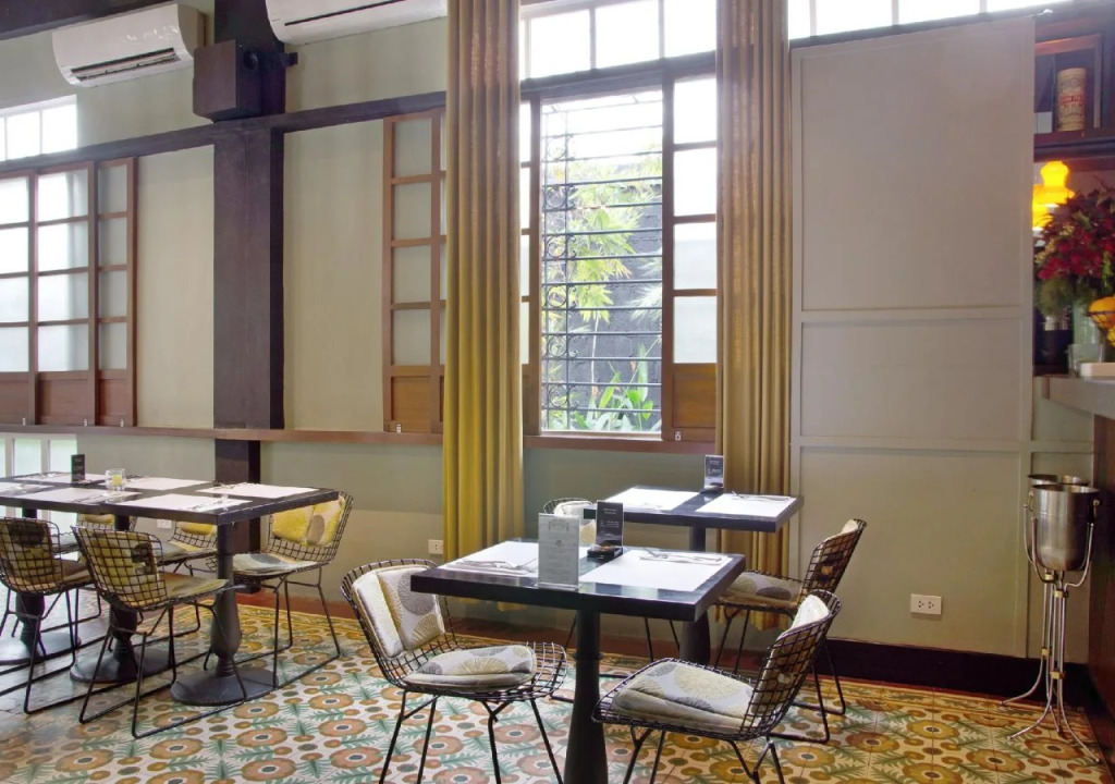 The Henry Hotel Manila