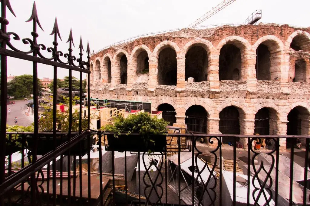 Arena Dreams Apartment