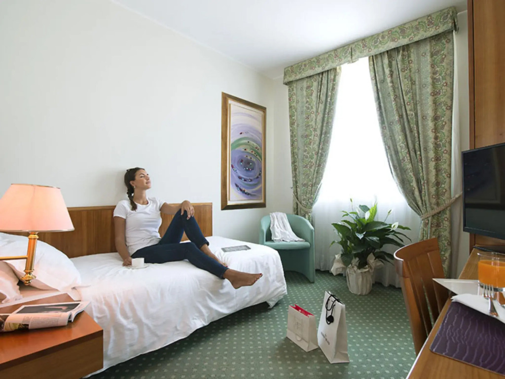 Castagna Palace Hotel & Restaurant