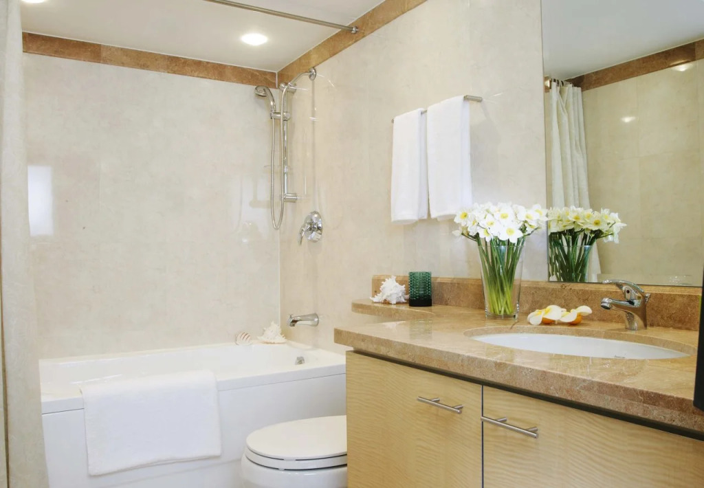 Shanghai Centre Serviced Apartment