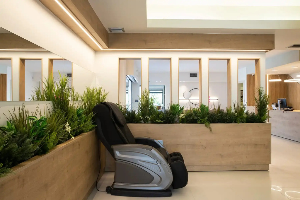 Dafni Plus Hotel
