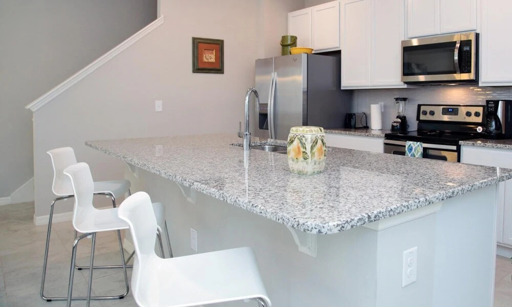 Family Friendly 4 Bedroom Close to Disney in Orlando Area 5127