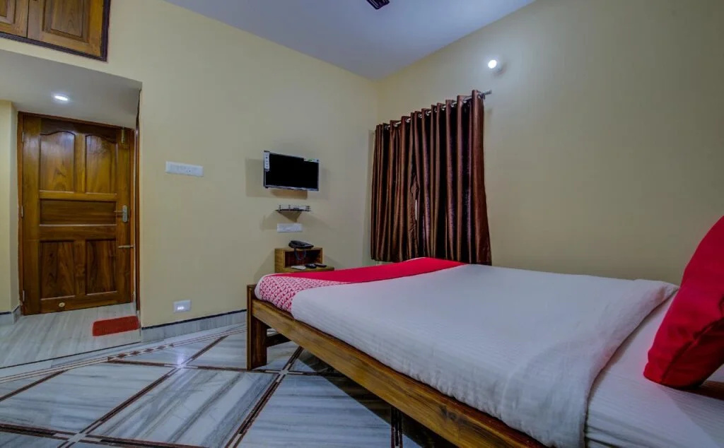 The Syncretic Guest House by OYO Rooms