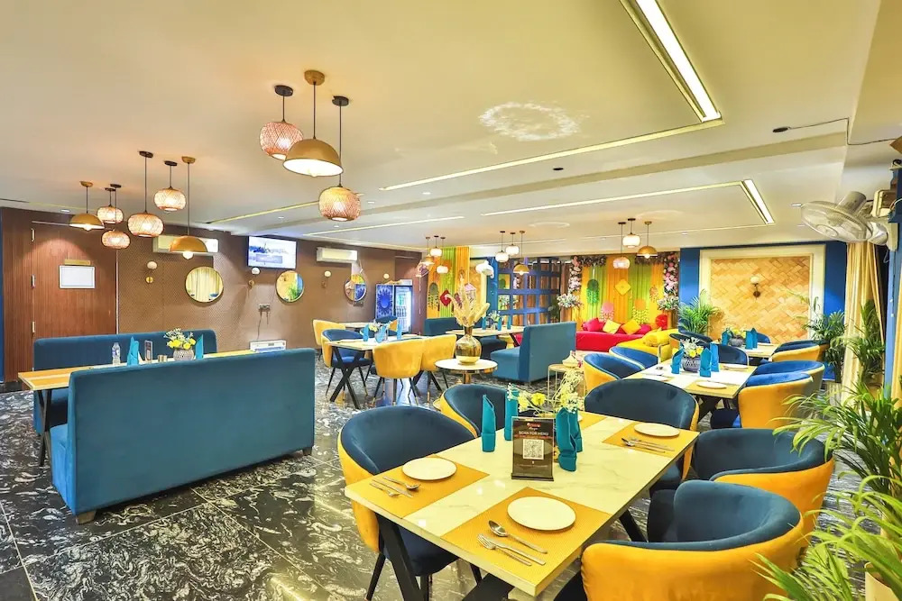 Orsom Stay Rooms with Jacuzzi Sector 53 Gurgaon