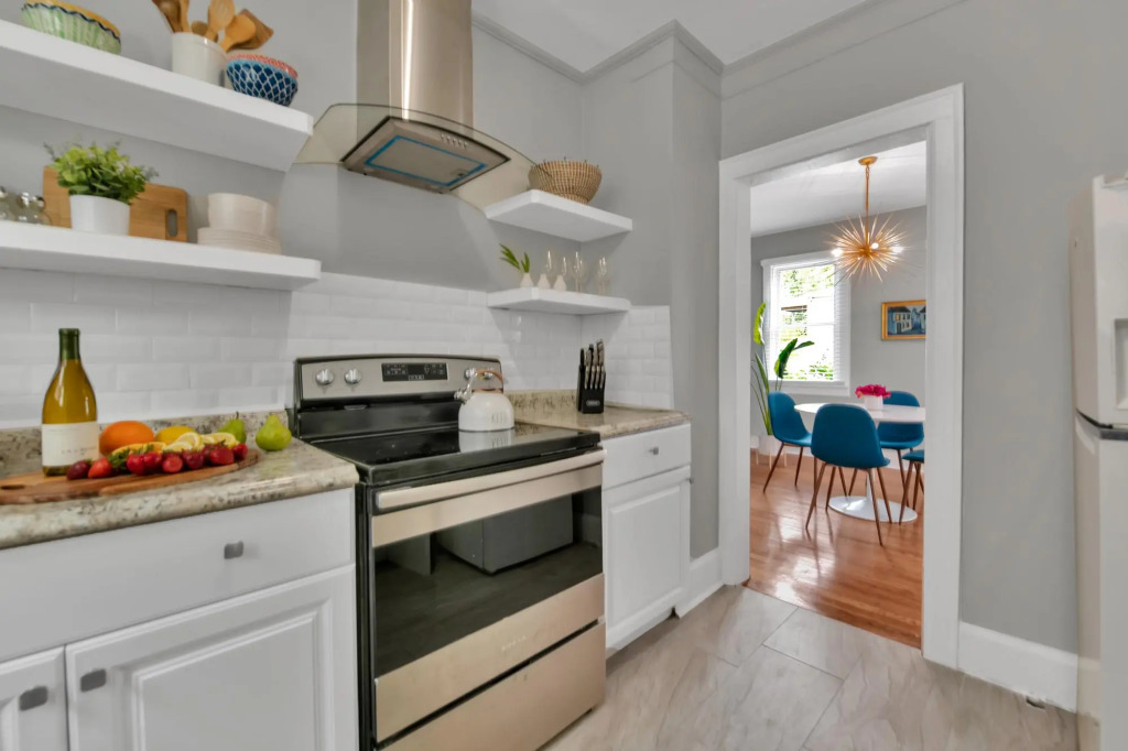 Stunning Apartment near Palmer Park/Free Parking