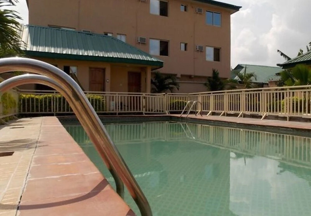 Dafed Hotel And Gardens