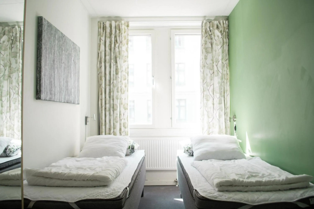 Slottsskogens Vandrarhem