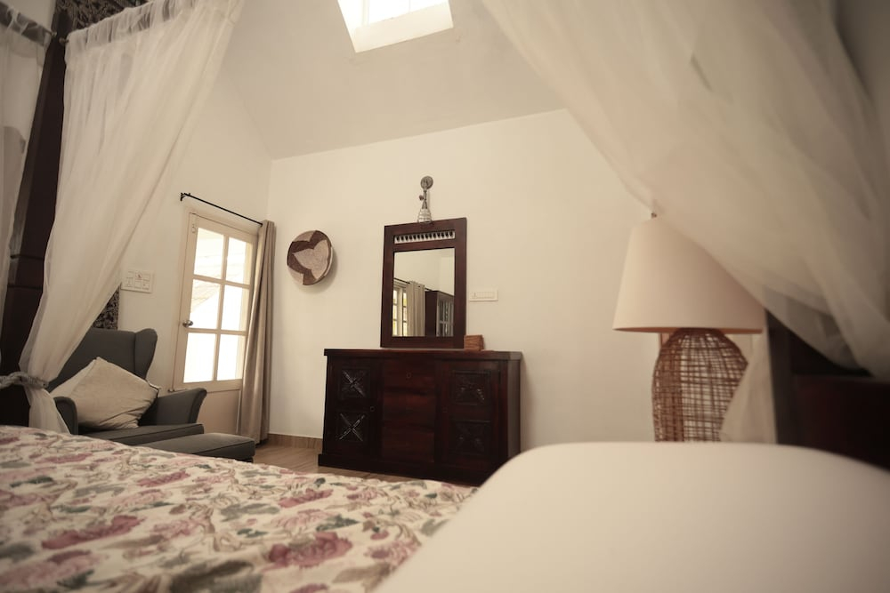 ELIVAAS Palliath House 3 BHK with Patio