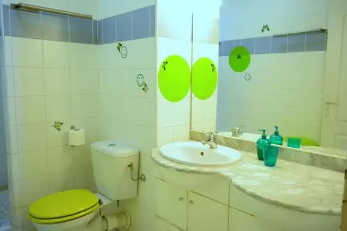 Manuiti Apartment - Punaauia - 2 Bdr - Wifi - A/C - Pool - Up To 7 People