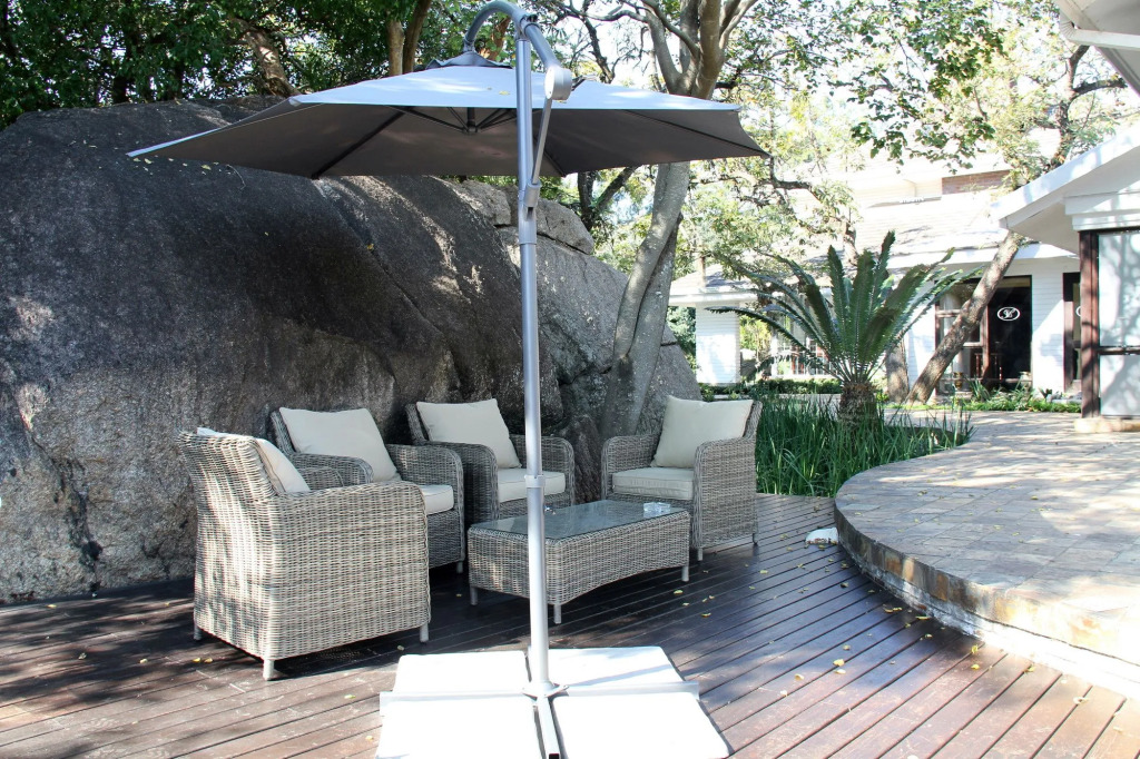 Sheppard Boutique Hotel
