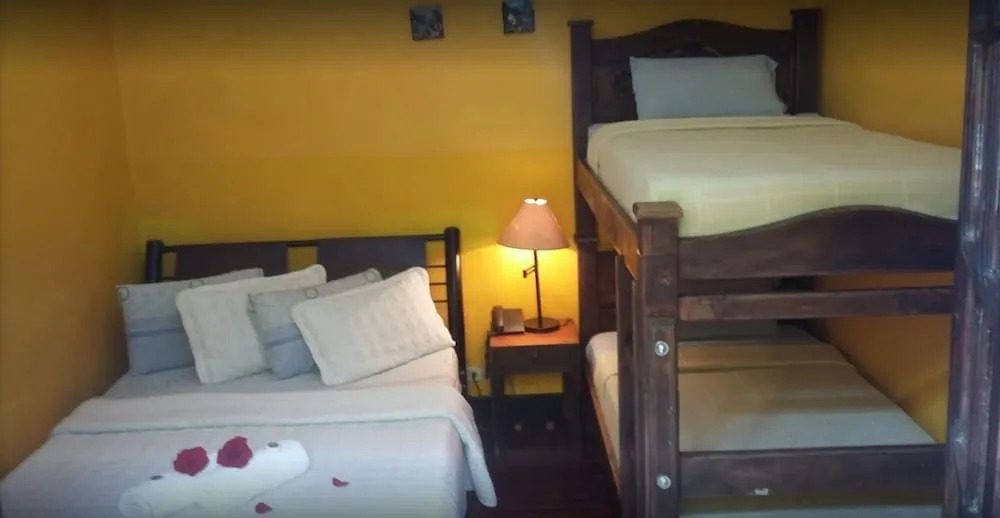 Casa Quinta Hostel