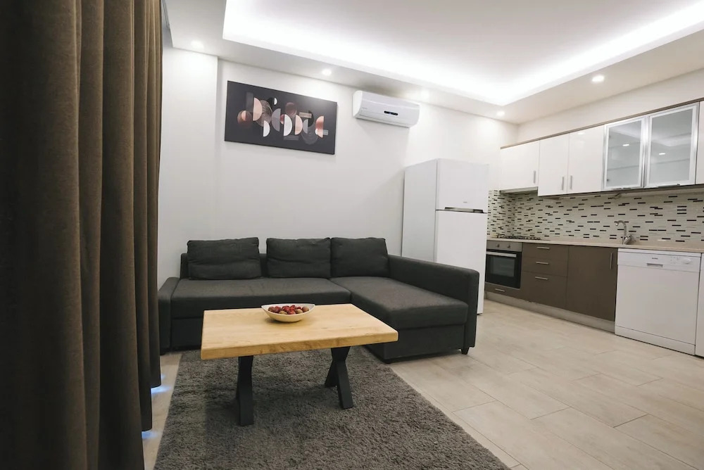 Maye Residence