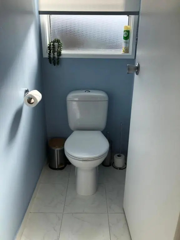 Uxbridge Luxury Apartment
