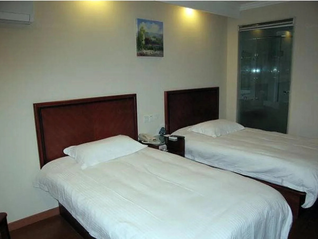 GreenTree Inn Jiangsu Wuxi Lingshan Scenic spot Express Hotel