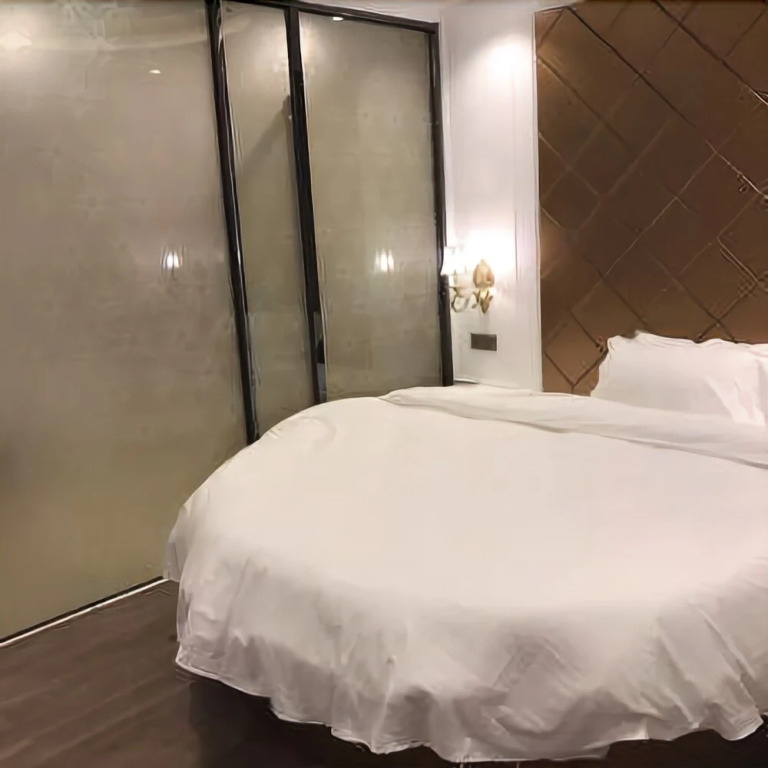 Junhua Hotel (Shantou University Road Branch)