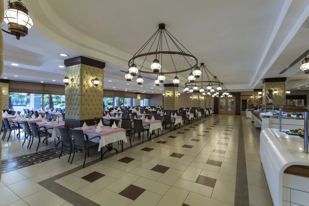 Alba Royal Hotel