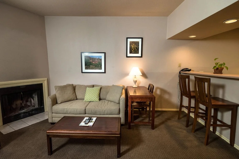 Habitat Suites