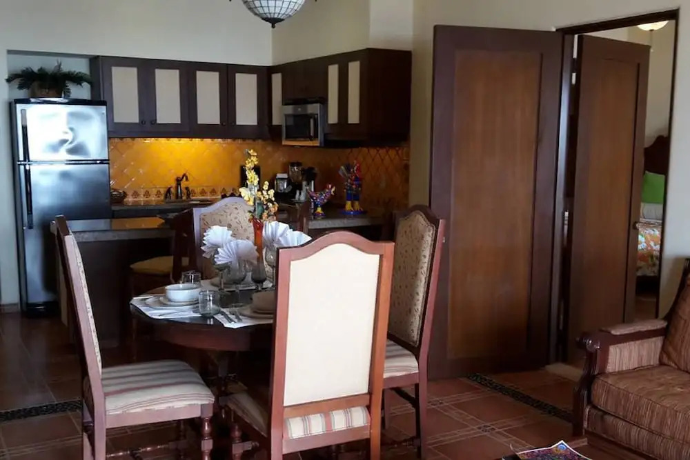 Best 2 Br OV Aparment by EVB ROCKS