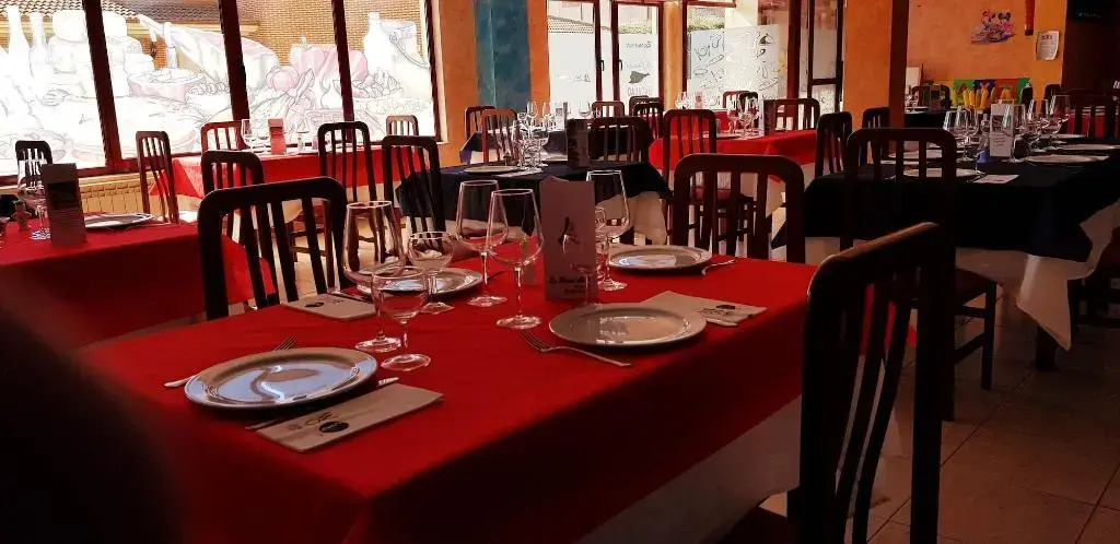 HOSTAL La MARAVILLOSA DE VALDERAS
