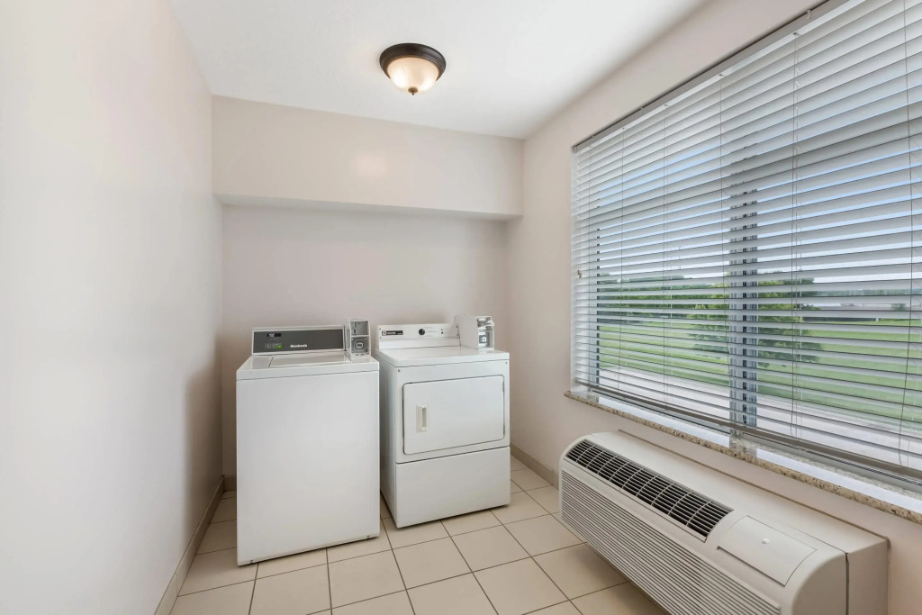 Comfort Inn & Suites Dover