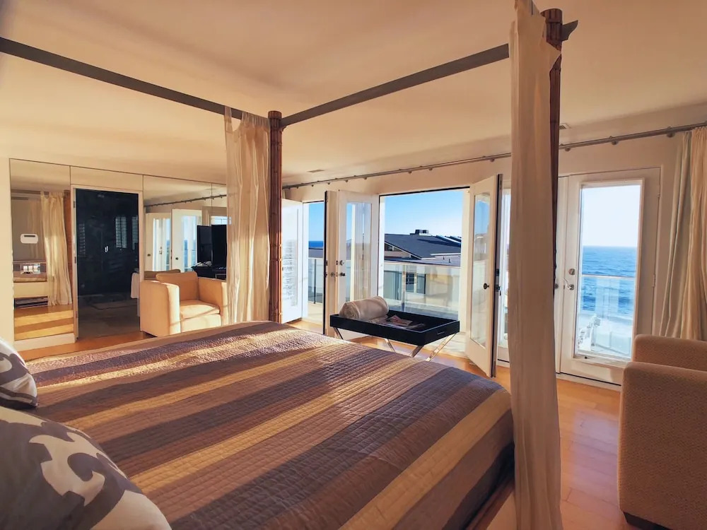 Luxury Beachfront Estate & Private Beach.