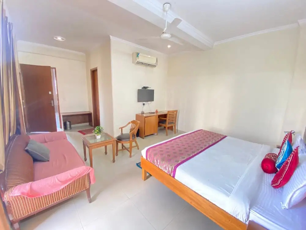 Radient Casa Hotel