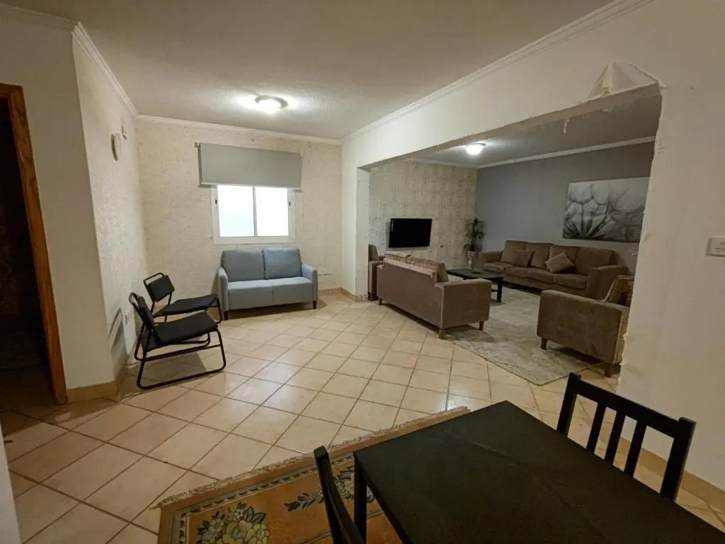 Spacious 3 bedroom apartment