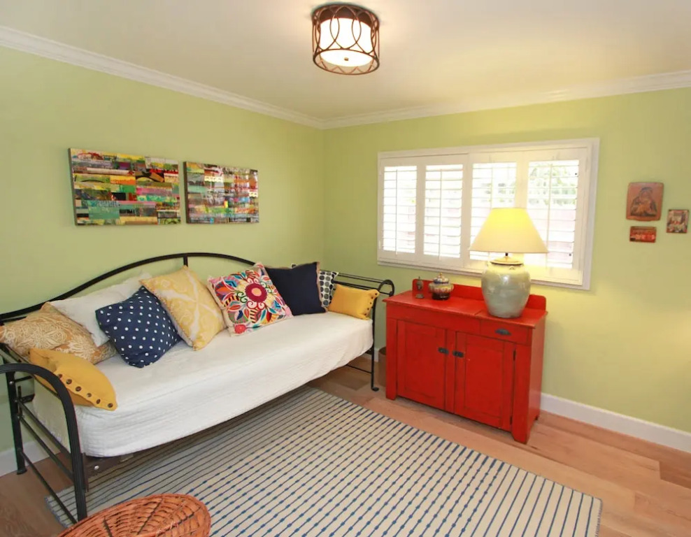 E Balboa Blvd 68312 by RedAwning