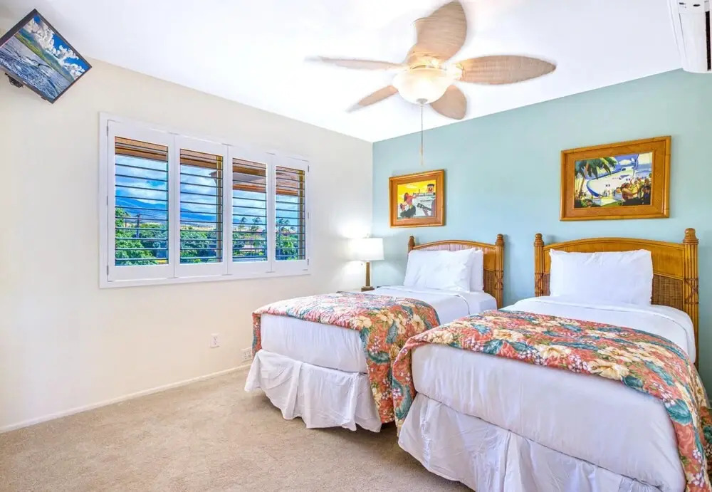 Lokelani #B203 - 2 Br condo by RedAwning