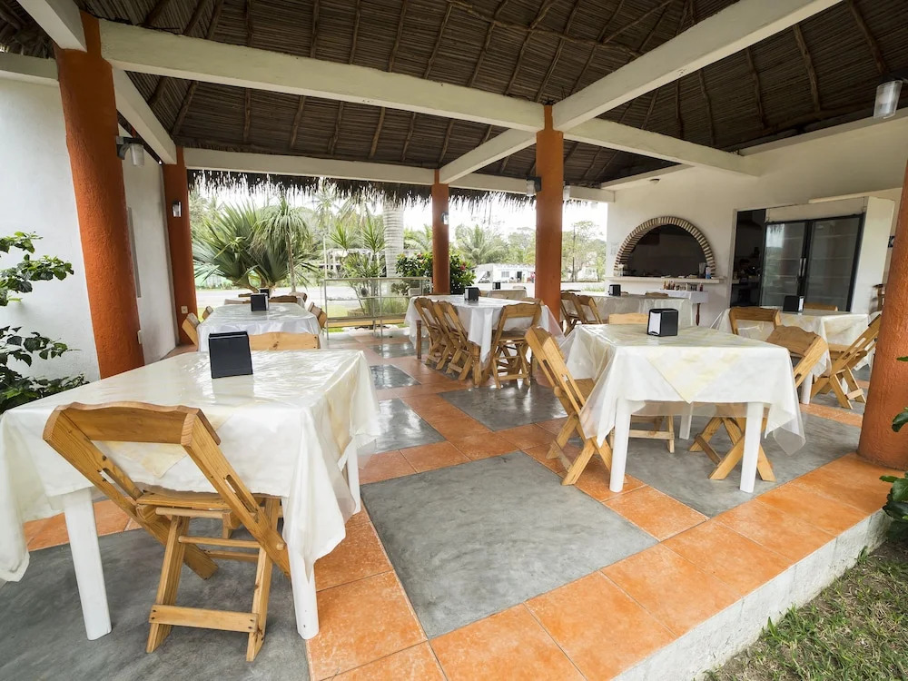 Hotel y Restaurant Casa Del Mar