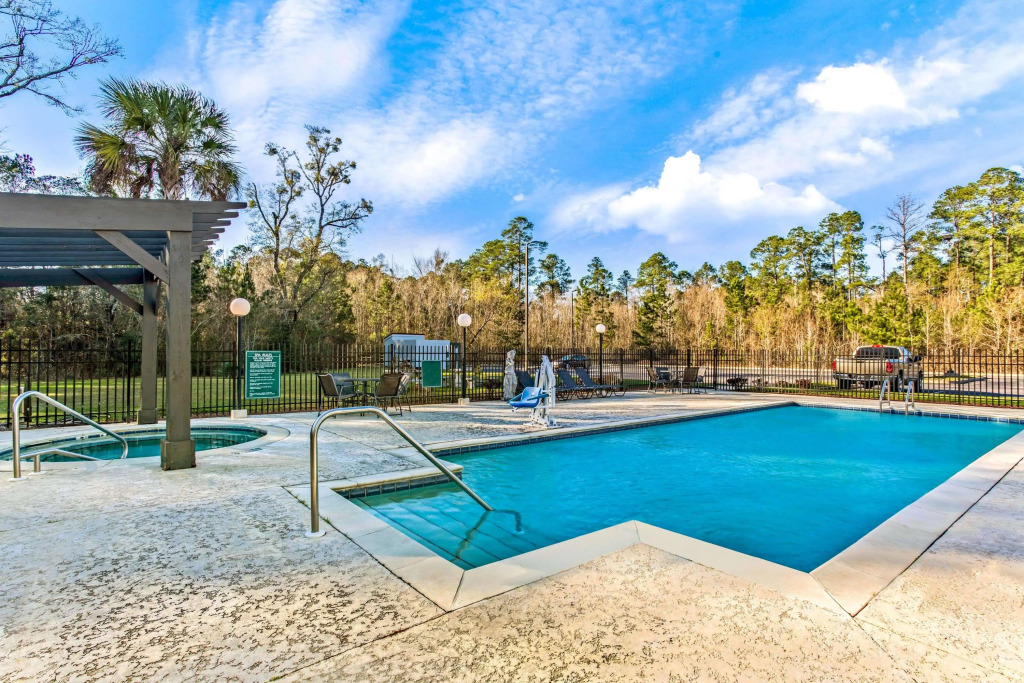 La Quinta by Wyndham Mobile Satsuma / Saraland