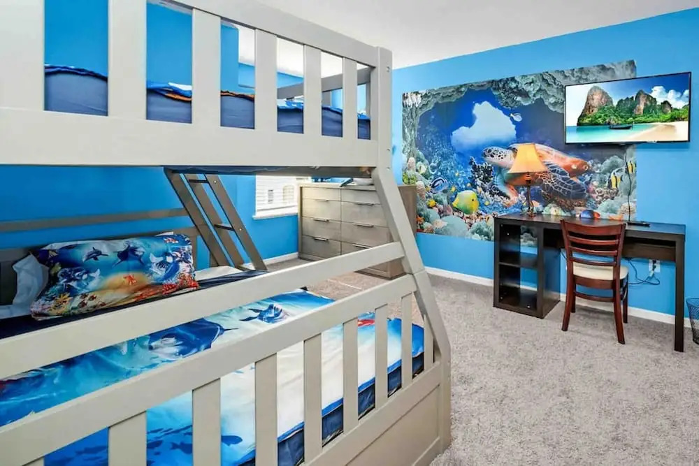 Super Boho Chic Stylish Blend Near Disney
