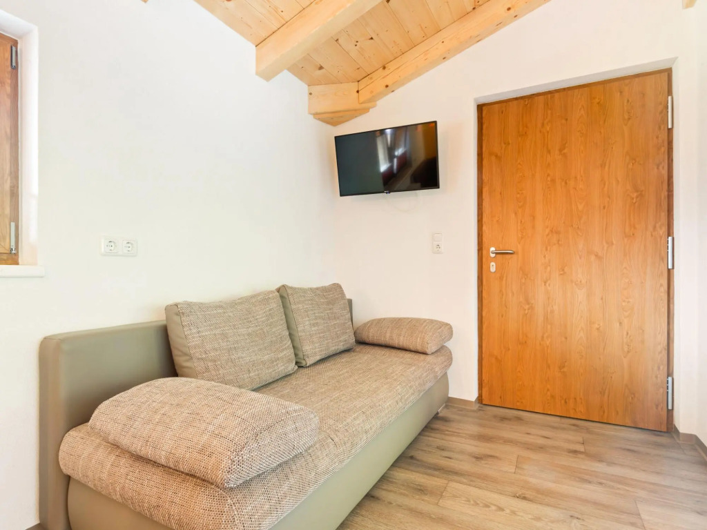 Cozy apartment in Hollersbach in Pinzgau with