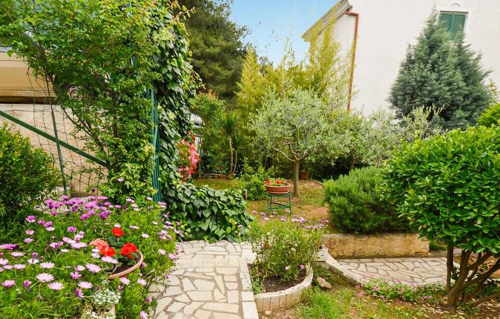 Nice Apartment in Pula With 2 Bedrooms and Wifi