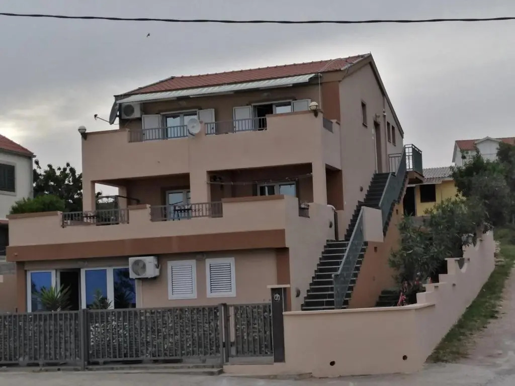 Apartments Mila Krimovica
