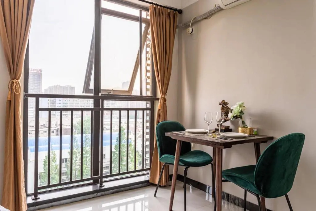 Wuhan Hongshan·Guanggu Square· Locals Apartment 00157650