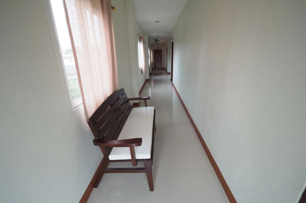 Sorn Waree Home place