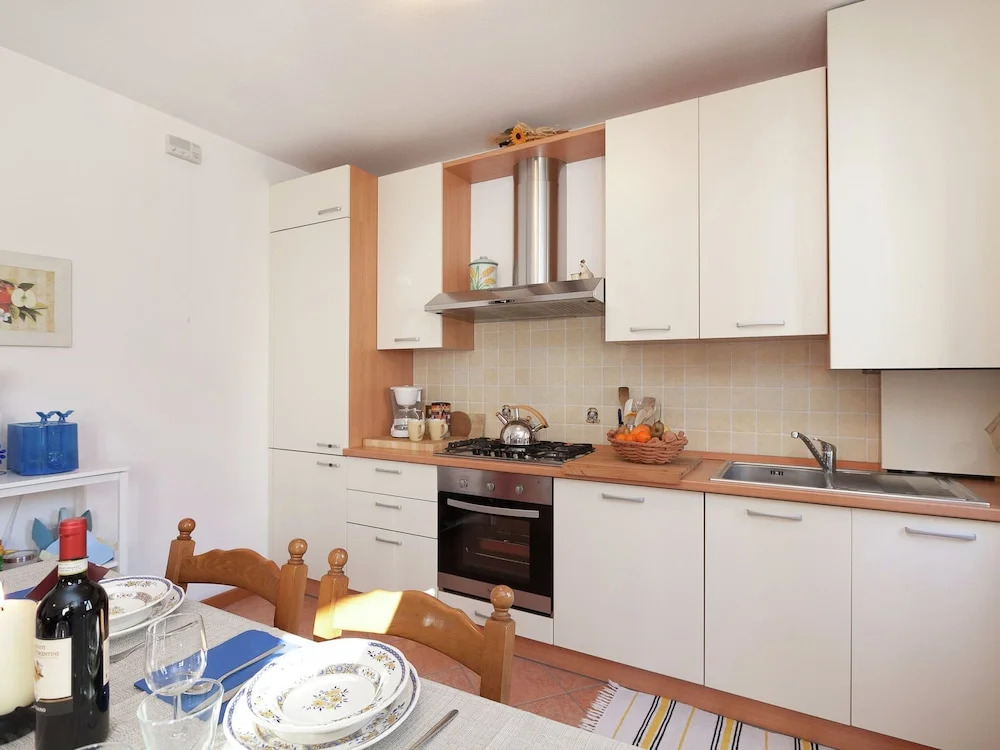 Simplistic Apartment in Consiglio di Rumo With Fenced Garden