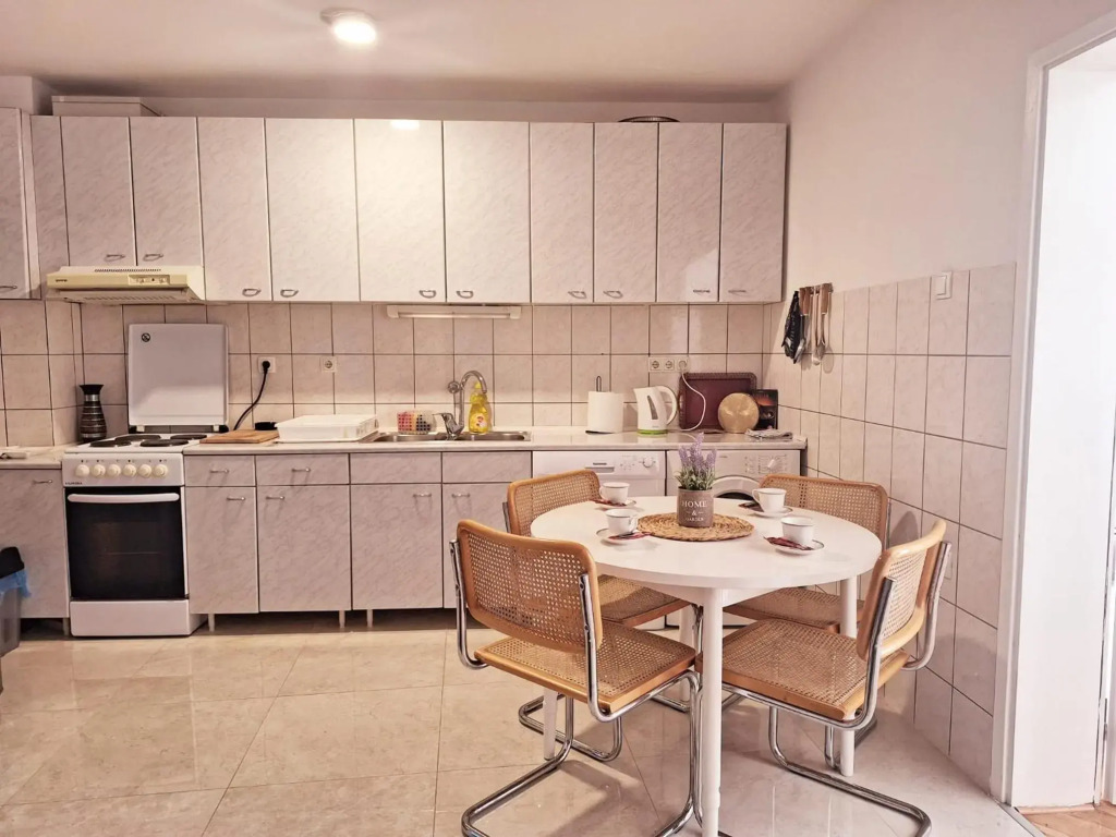 Apartman Square
