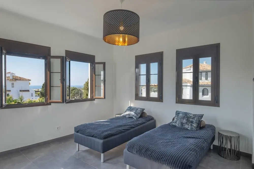 Aldea Blanca Luxury Townhouse