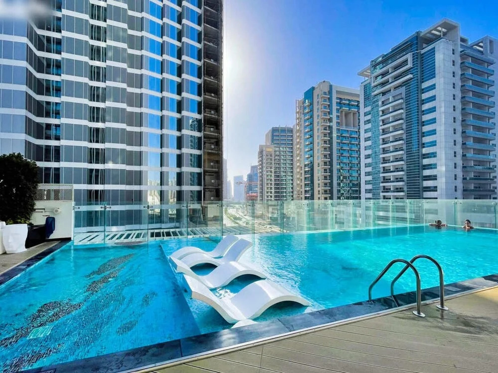 Chic 3BR Apt Near Dubai Mall