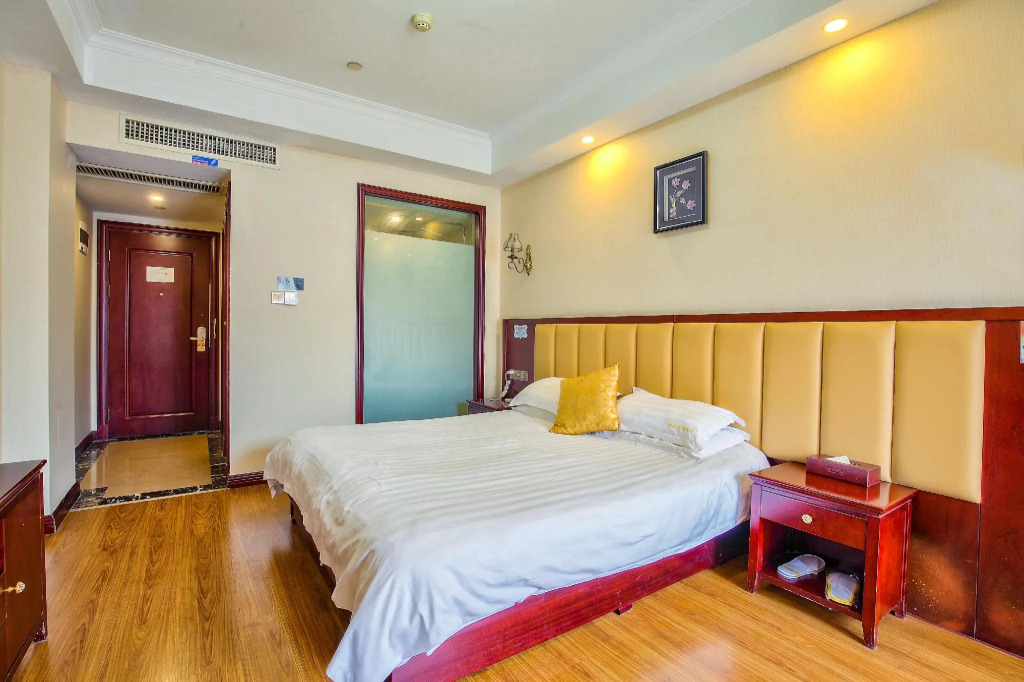 Elan Inn Ningbo Haishu Yinxiang Cheng
