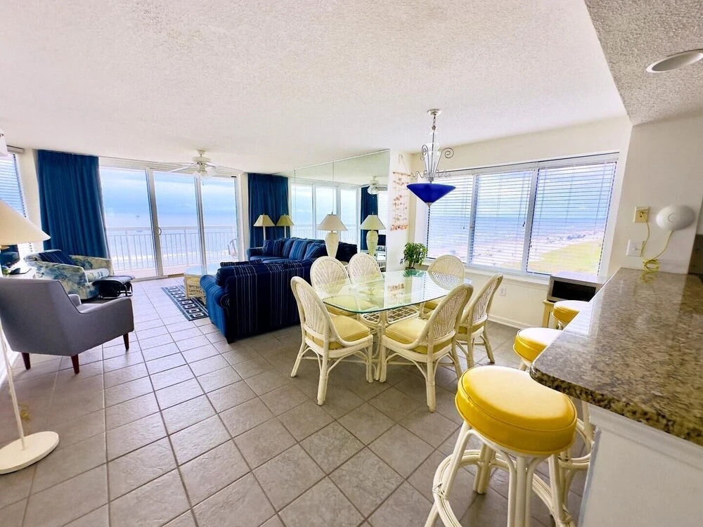 Crescent Shores S 712 4 Bedroom Condo