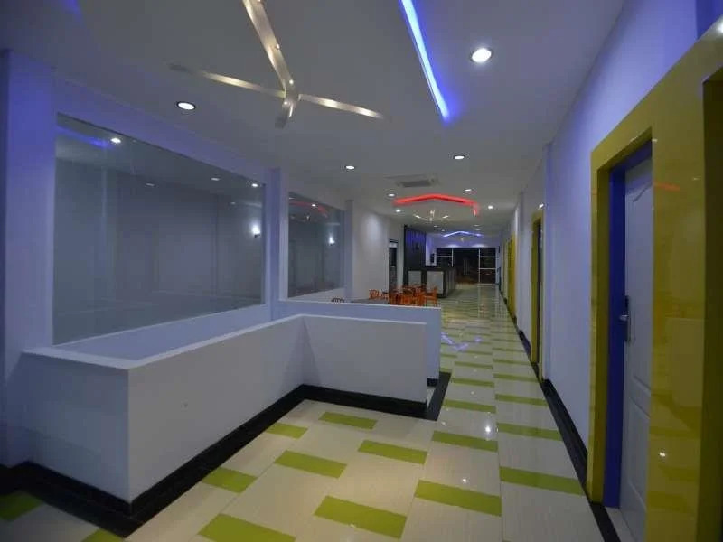 T-One Hotel