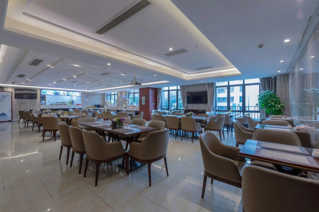 Yuelin Hotel