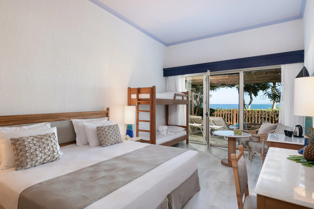Leptos Panorama Hotel