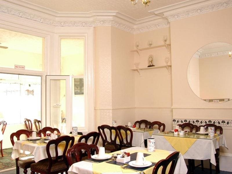 Shepperton Hotel