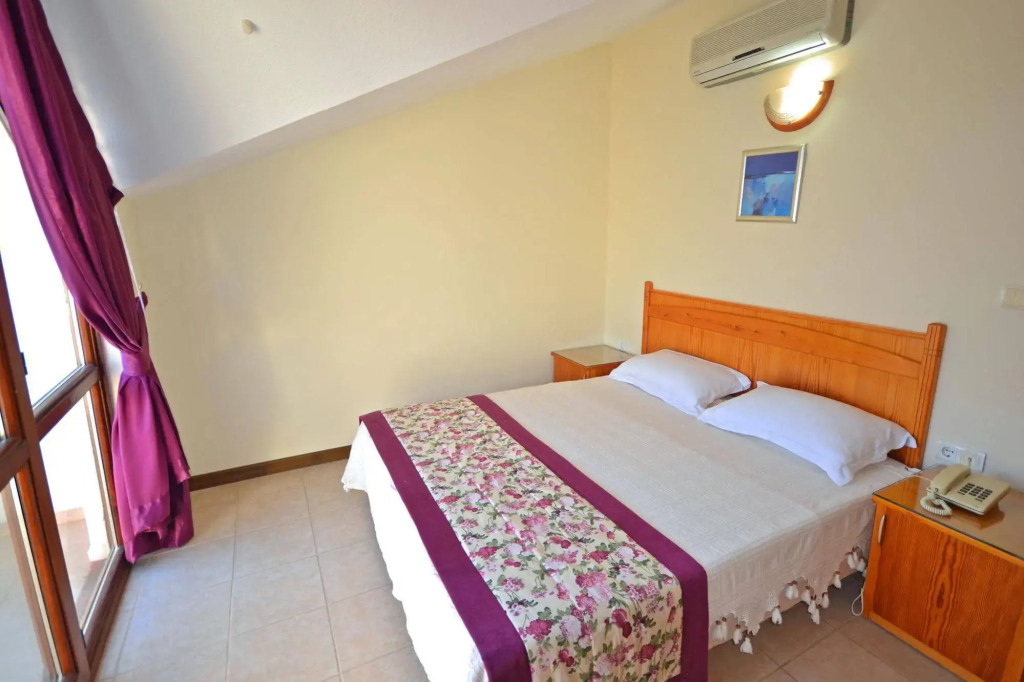 Fora Apart Hotel