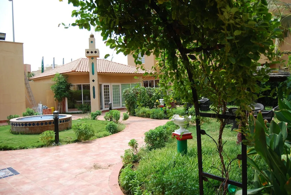 Western Garden Hotel